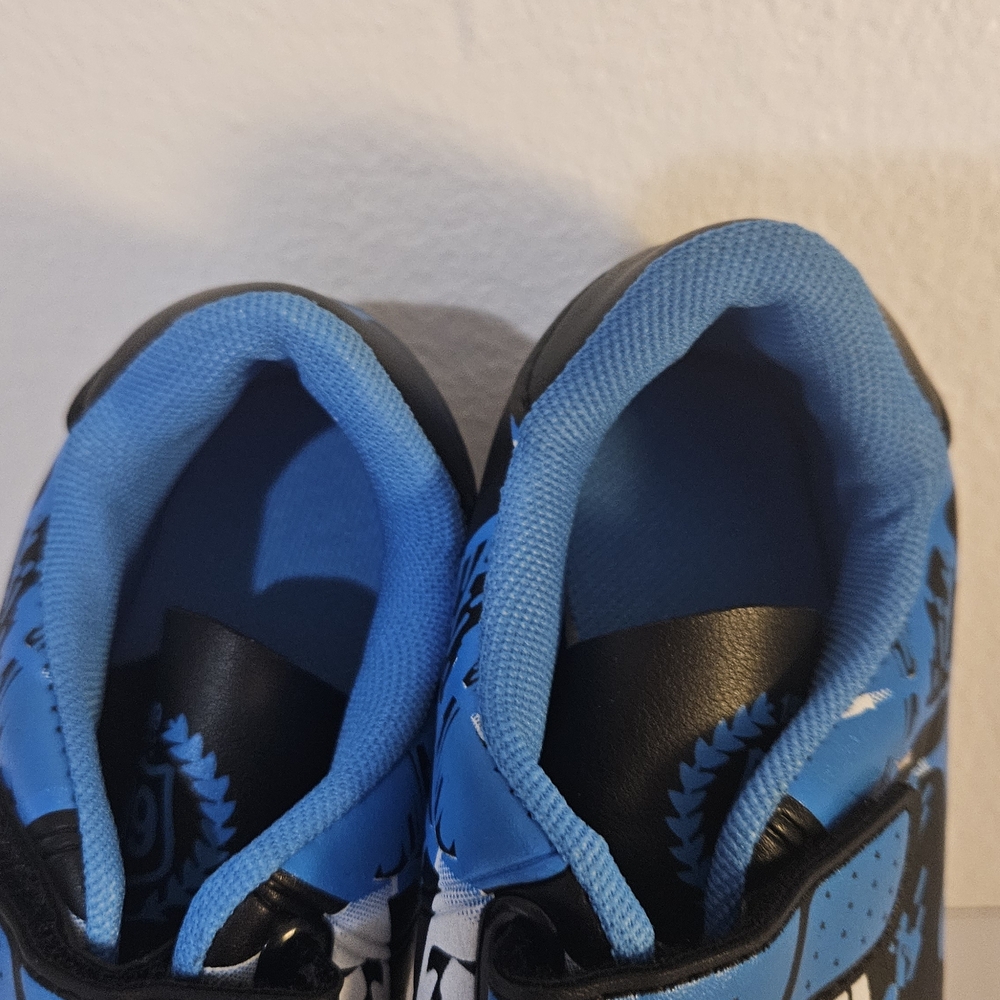 Soccer Cleats For Kids Size 10 Blue And Black - Picture 3 of 6